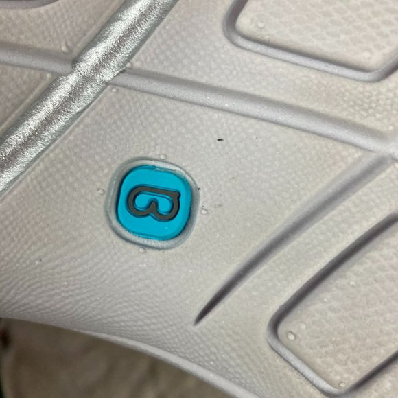 Bzees Womens Velvet Loafer Slip on Shoes - Picture 4 of 9